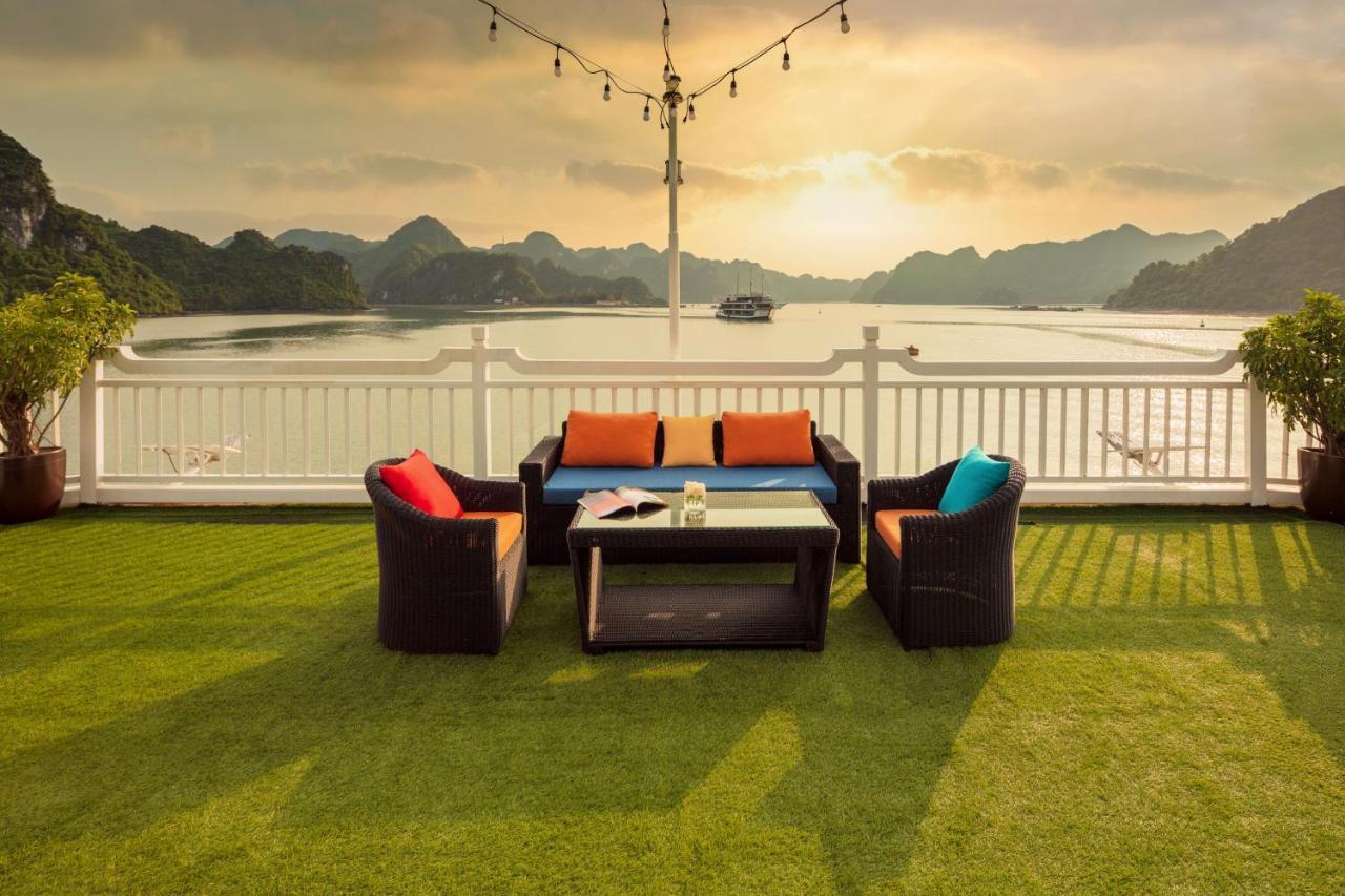 Отель Le Journey Ha Long & Lan Ha Cruises Экстерьер фото